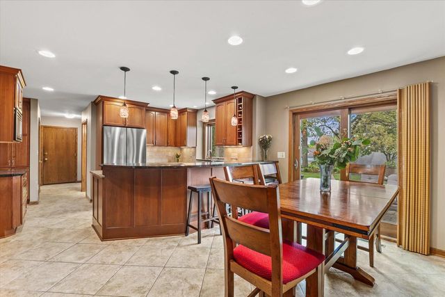 W168N5140 Stonefield ROAD, Menomonee Falls, WI 53051