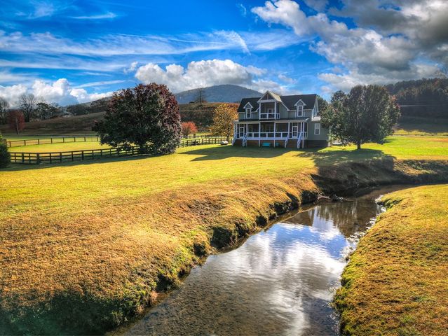 47 Downy Road, Blue Ridge, GA 30513