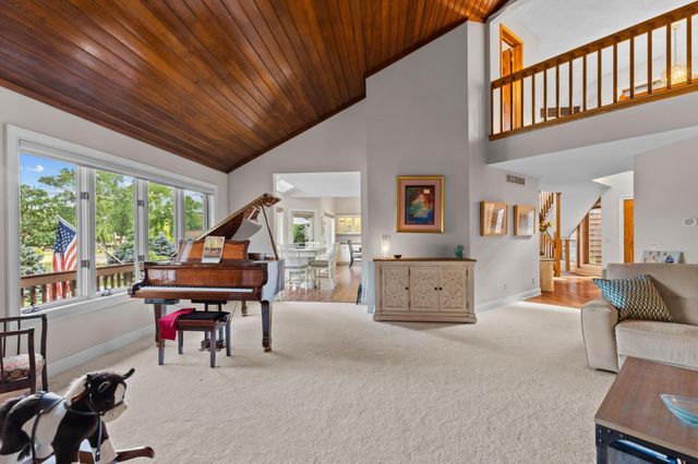 14069 NE Greenway Avenue NE, Prior Lake, MN 55372