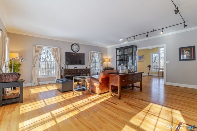 74 Farm View Road, Bethany, CT 06524