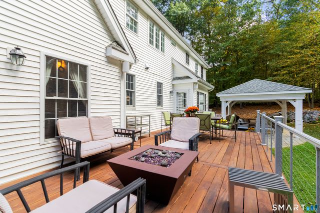 74 Farm View Road, Bethany, CT 06524