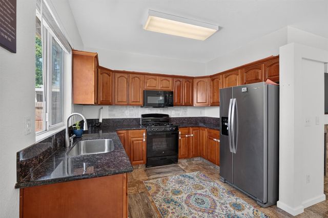 7912 Kelvedon Way, Sacramento, CA 95829