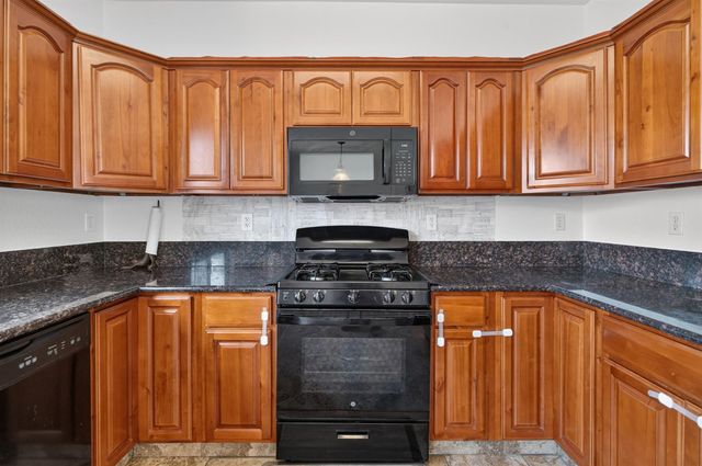 7912 Kelvedon Way, Sacramento, CA 95829