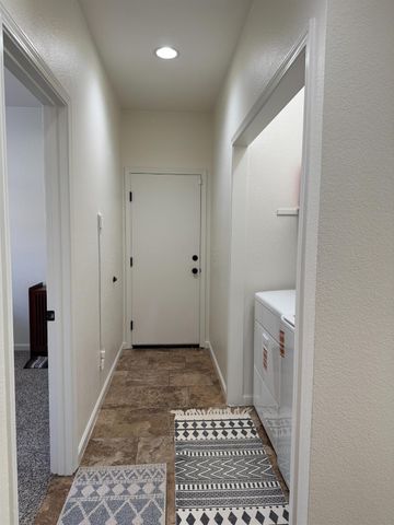 7912 Kelvedon Way, Sacramento, CA 95829