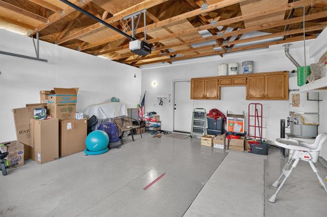 7912 Kelvedon Way, Sacramento, CA 95829