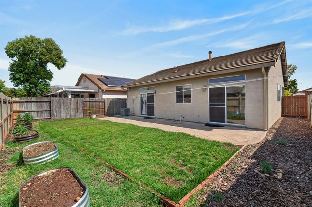 7912 Kelvedon Way, Sacramento, CA 95829