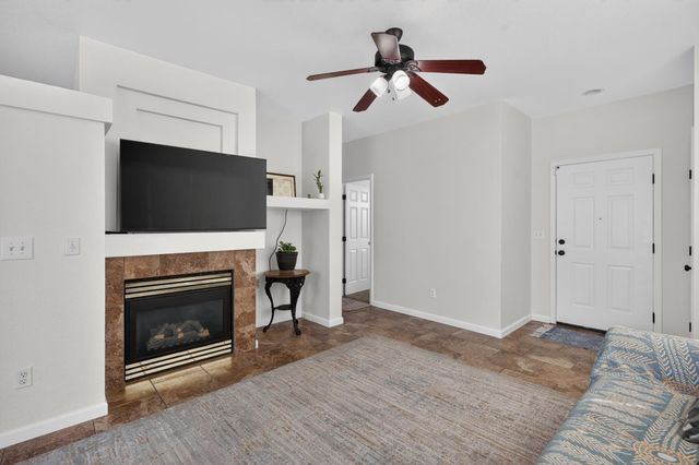 7912 Kelvedon Way, Sacramento, CA 95829