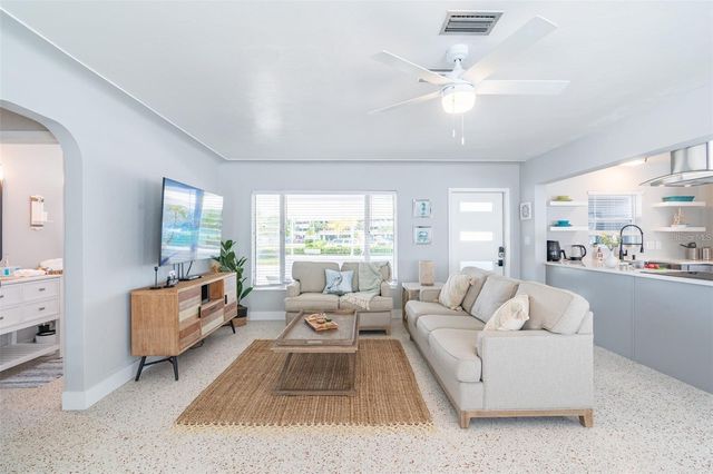 1473 DURLING DRIVE S, South Pasadena, FL 33707