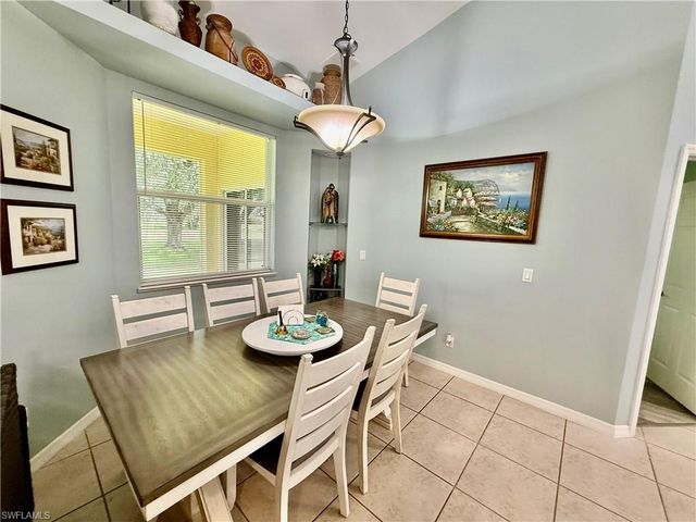 19933 Lake Vista CIR, Lehigh Acres, FL 33936