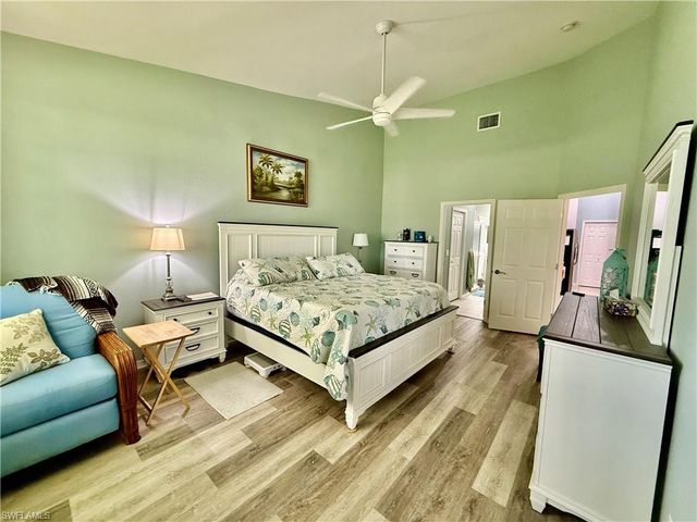 19933 Lake Vista CIR, Lehigh Acres, FL 33936