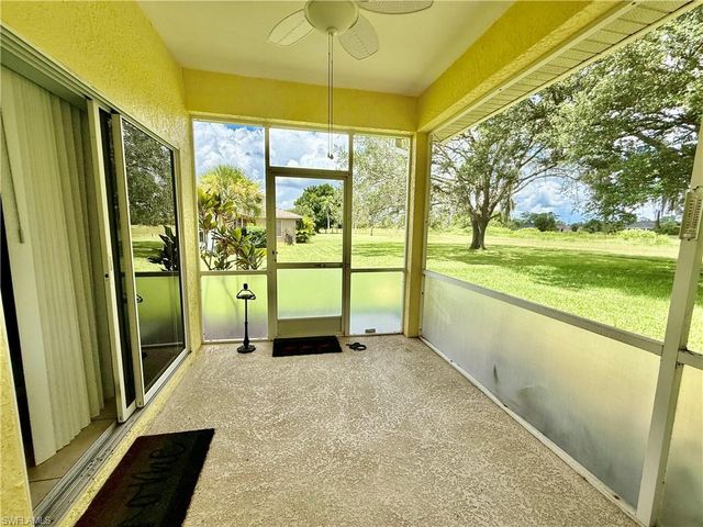 19933 Lake Vista CIR, Lehigh Acres, FL 33936