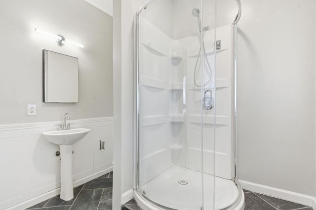 2134 S Luster Avenue, Springfield, MO 65804