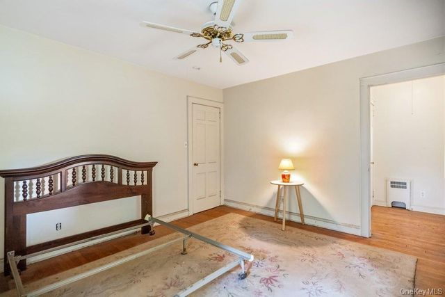 544 S Wellwood Avenue, Lindenhurst, NY 11757
