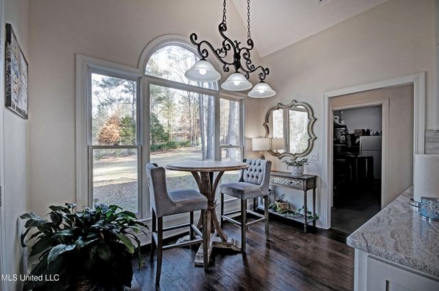 340 Sherborne Place, Flowood, MS 39232