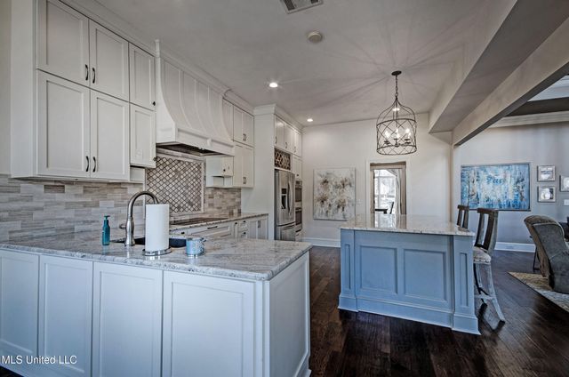 340 Sherborne Place, Flowood, MS 39232