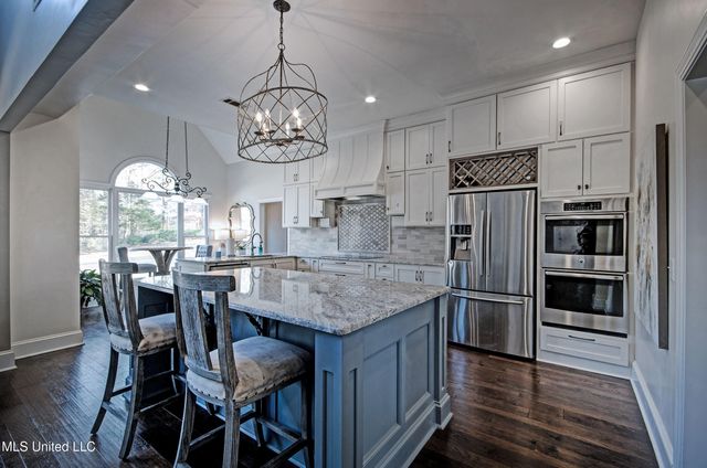 340 Sherborne Place, Flowood, MS 39232