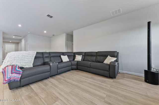 194 Eagle Harbor Way, Daytona Beach, FL 32124