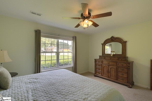 109 Countryglen Court, Greer, SC 29651
