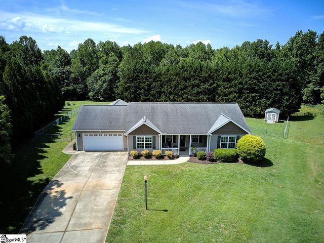 109 Countryglen Court, Greer, SC 29651