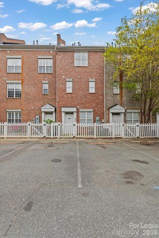 132 Market Place Avenue A, Mooresville, NC 28117