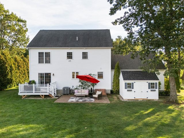 6 Aspen Drive, Somersworth, NH 03878