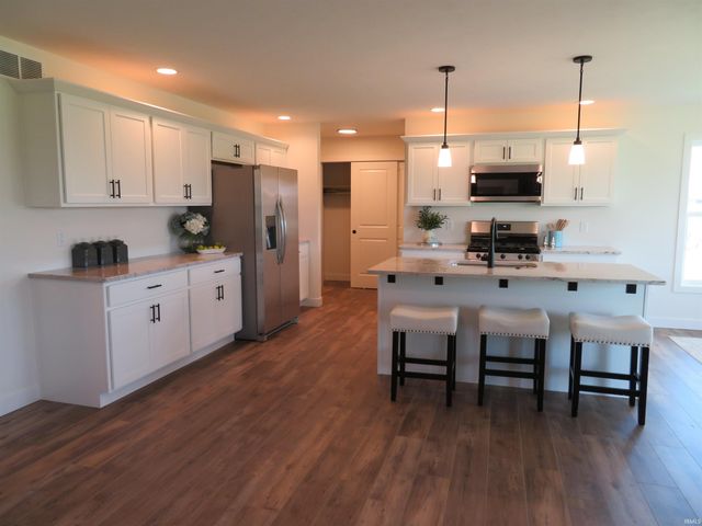 68376 Falcons Lair Lane, New Paris, IN 46553