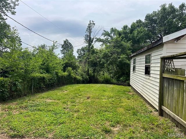 420 Midlothian Road, St Louis, MO 63137
