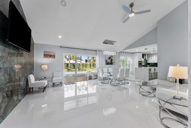 11647 Anhinga Drive, Wellington, FL 33414