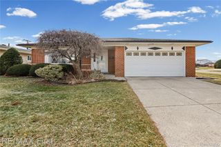 13430 Dominic Drive, Warren, MI 48088