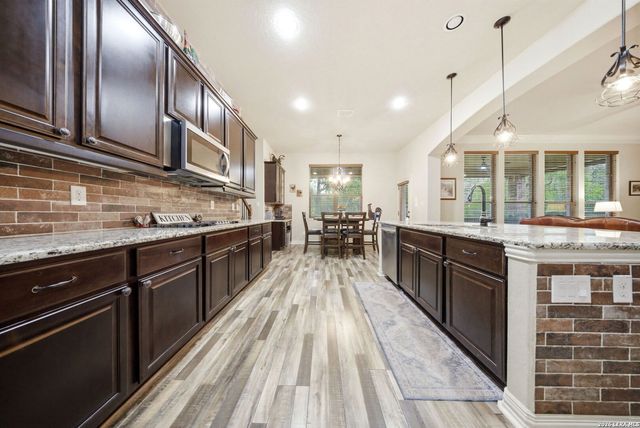 19003 Seminole Pass, Garden Ridge, TX 78266