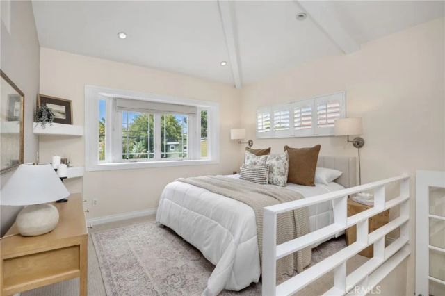 608 Rosecrans Avenue, Manhattan Beach, CA 90266
