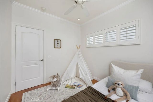 608 Rosecrans Avenue, Manhattan Beach, CA 90266