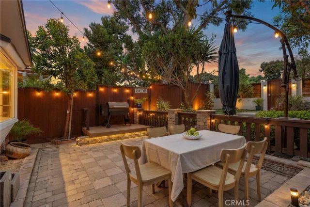 608 Rosecrans Avenue, Manhattan Beach, CA 90266