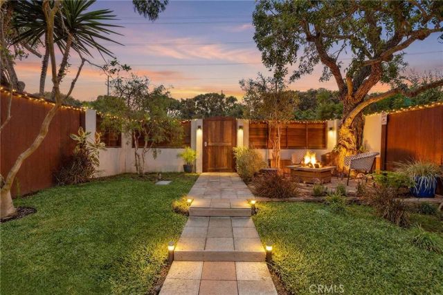 608 Rosecrans Avenue, Manhattan Beach, CA 90266