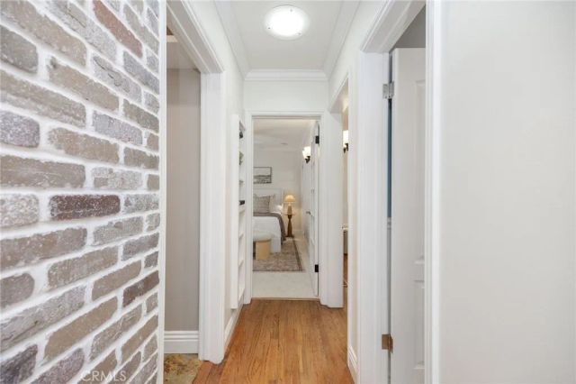 608 Rosecrans Avenue, Manhattan Beach, CA 90266