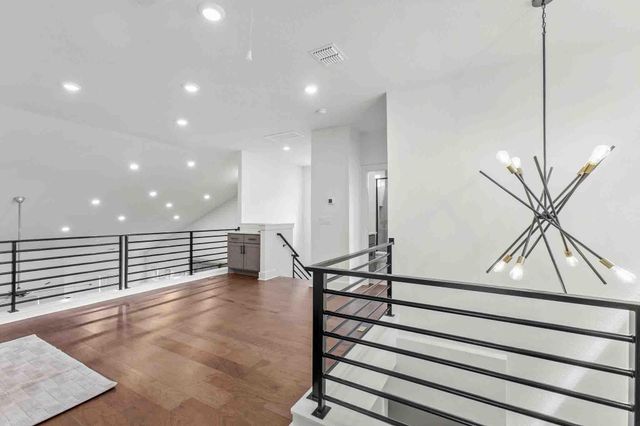 1314 Cardinal LN, Round Rock, TX 78681