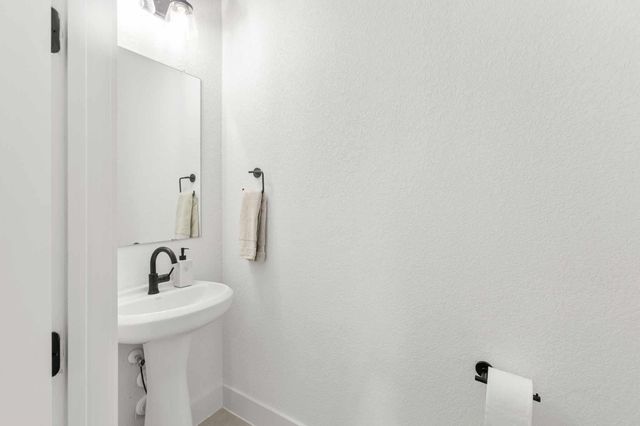 1314 Cardinal LN, Round Rock, TX 78681