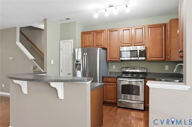 8102 Barrowden Ct, Mechanicsville, VA 23116