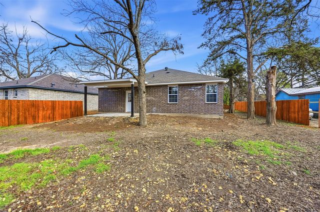 308 Lewis Street, Cleburne, TX 76031