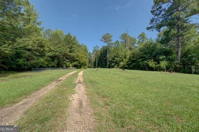 119 Shoals Point NW, Eatonton, GA 31024