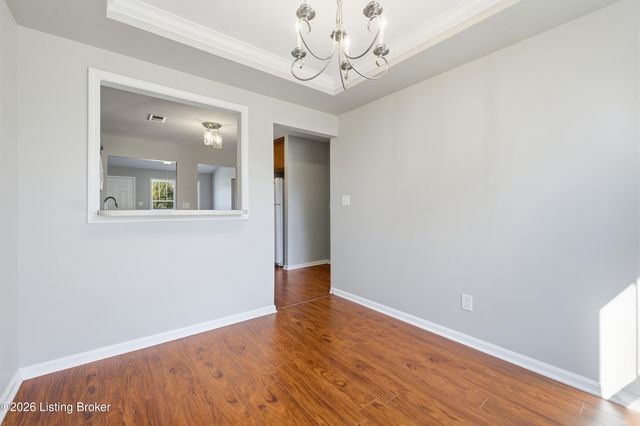 9005 Falcon Crest Ct 217, Louisville, KY 40219