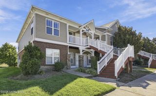 9005 Falcon Crest Ct 217, Louisville, KY 40219