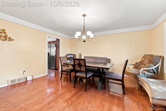 18238 Red Oaks Drive, Macomb Township, MI 48044
