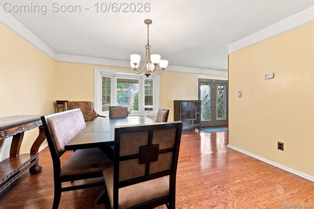 18238 Red Oaks Drive, Macomb Township, MI 48044