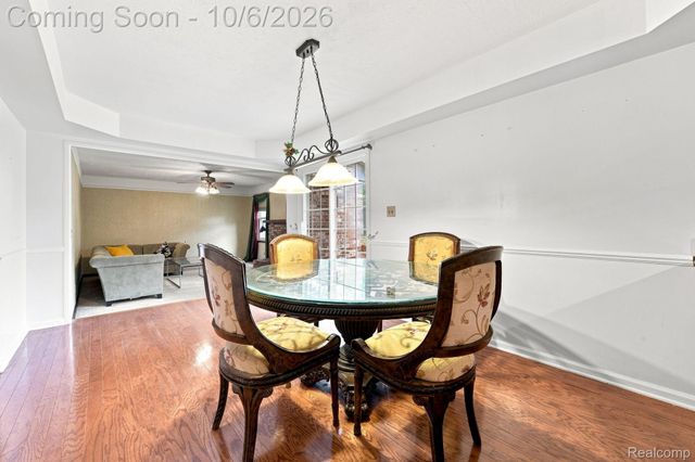 18238 Red Oaks Drive, Macomb Township, MI 48044