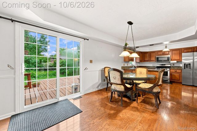 18238 Red Oaks Drive, Macomb Township, MI 48044