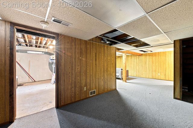 18238 Red Oaks Drive, Macomb Township, MI 48044