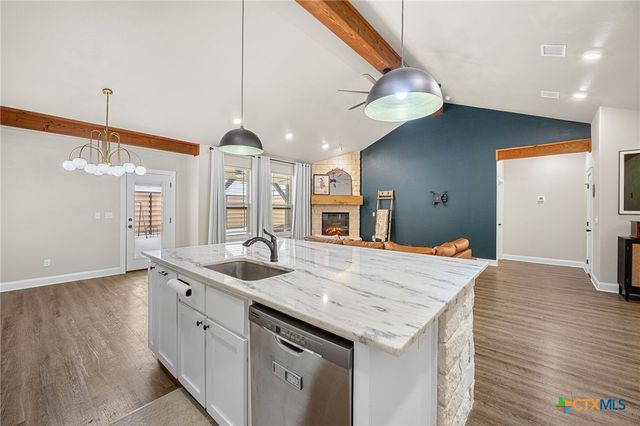 5210 Few Oaks Drive, Salado, TX 76571