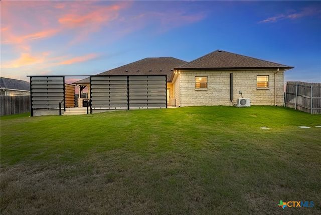 5210 Few Oaks Drive, Salado, TX 76571