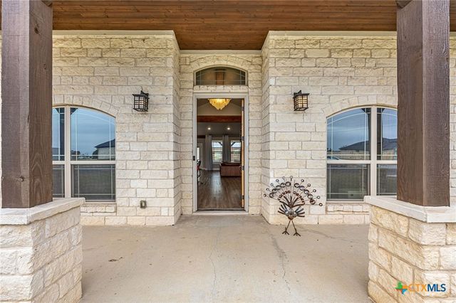 5210 Few Oaks Drive, Salado, TX 76571